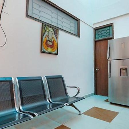 Fabexpress Ap International Hotel Noida Exterior photo