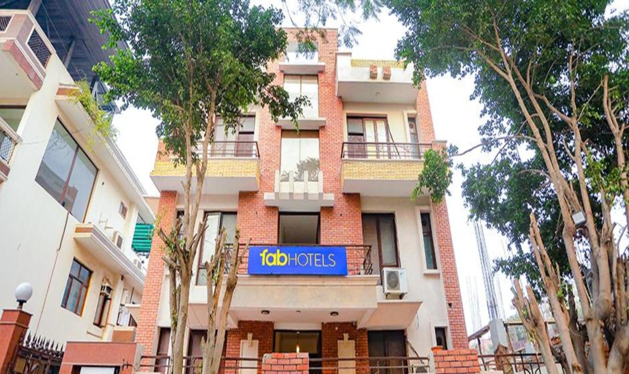 Fabexpress Ap International Hotel Noida Exterior photo